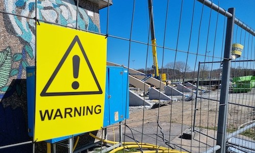 Photoluminescent sign